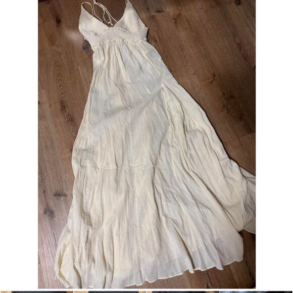Free People Heat Haze White Cream Smocked‎ Linen Cotton Maxi Dress Size Medium - Picture 4 of 8